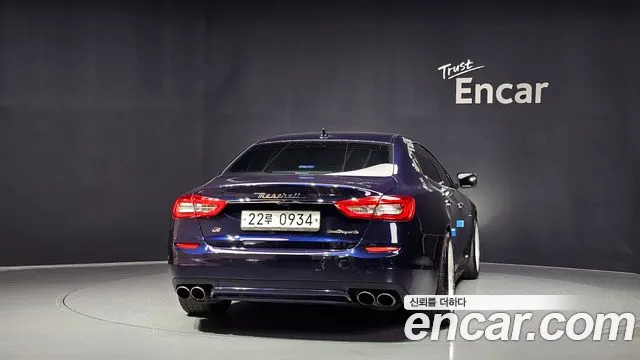 Maserati Quattroporte 2016 thumb 4