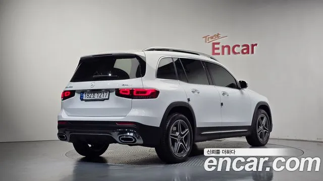 Mercedes-Benz GLB 2023 thumb 2