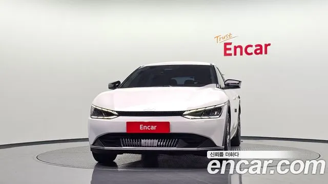 Kia EV6 2022 thumb 3
