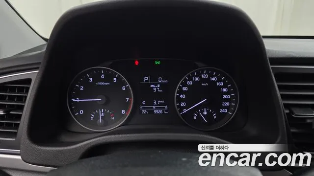 Hyundai Avante 2016 thumb 7