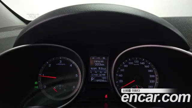 Hyundai Santa Fe 2015 thumb 8
