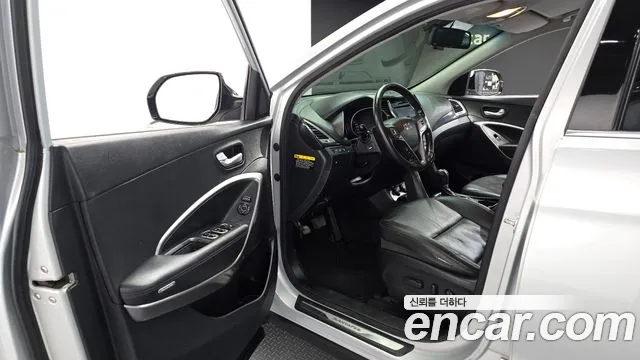 Hyundai Santa Fe 2015 thumb 10