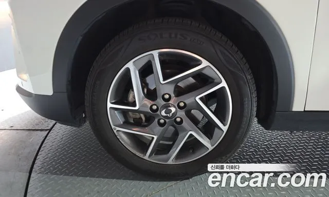KG_Mobility_Ssangyong TIBOLI 2023 thumb 4