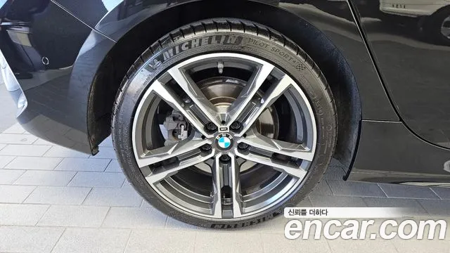 BMW 1-Series 2021 thumb 5