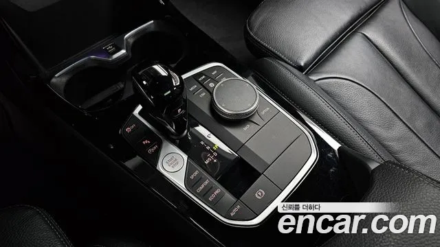 BMW 1-Series 2021 thumb 9