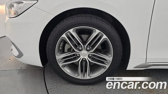Hyundai Grandeur 2018 thumb 5