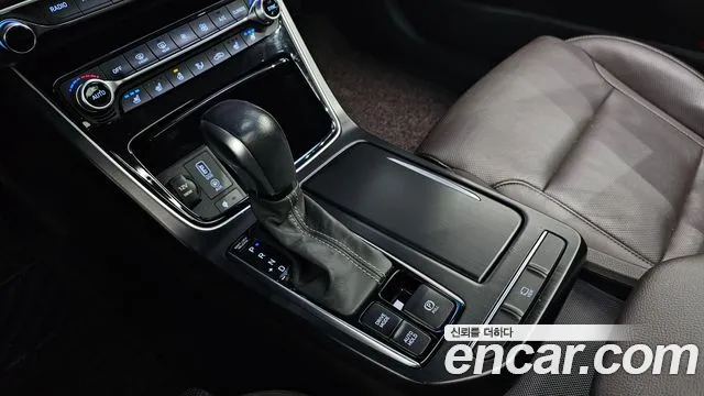 Hyundai Grandeur 2018 thumb 9