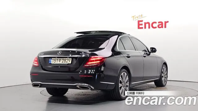 Mercedes-Benz E-Класс 2020 thumb 2