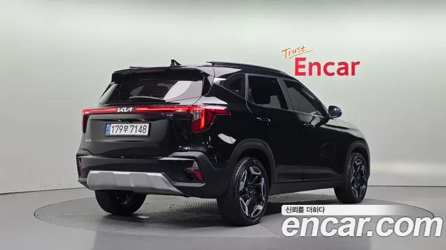 Kia Seltos 2024 thumb 2