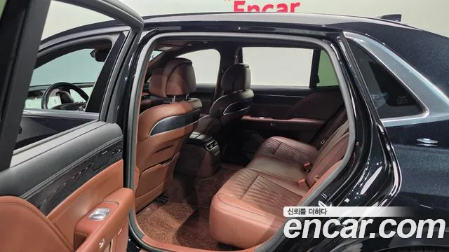 Genesis G90 2022 thumb 12