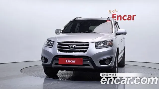 Hyundai Santa Fe 2011 thumb 3