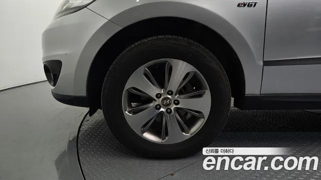 Hyundai Santa Fe 2011 thumb 5