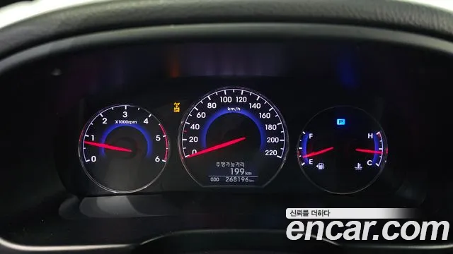 Hyundai Santa Fe 2011 thumb 8