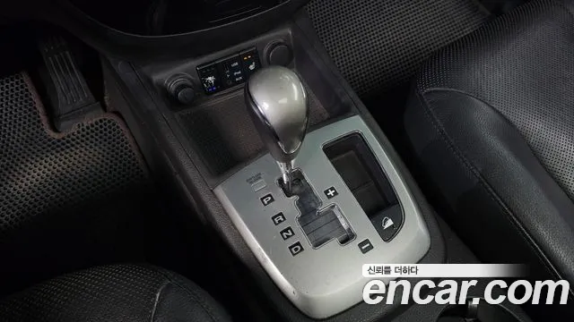 Hyundai Santa Fe 2011 thumb 9