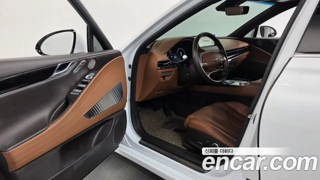 Genesis G80 2022 thumb 10