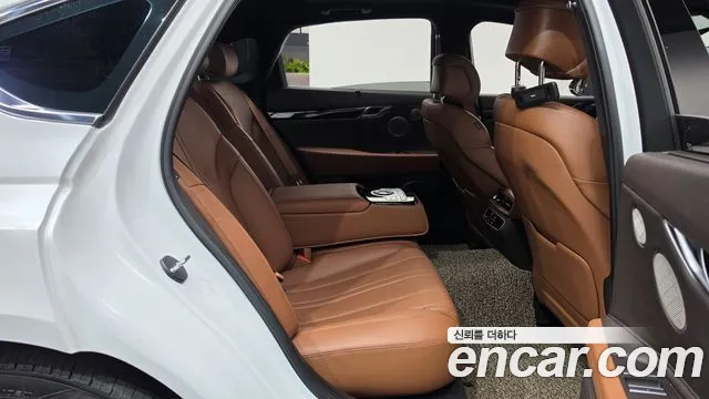 Genesis G80 2022 thumb 11