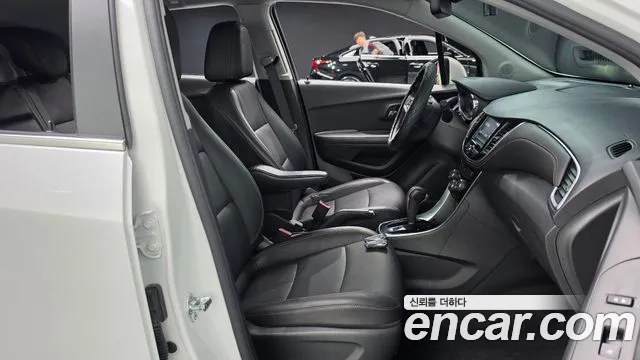 ChevroletGMDaewoo Tracker 2018 thumb 10