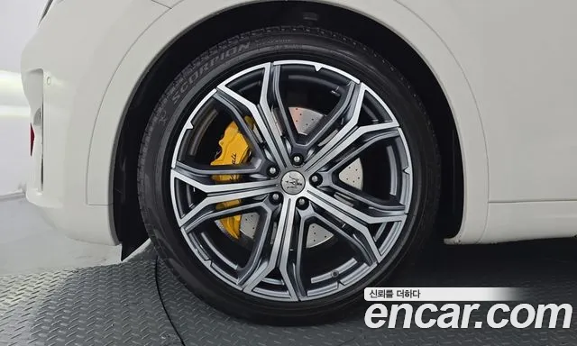 Maserati Levante 2023 thumb 4