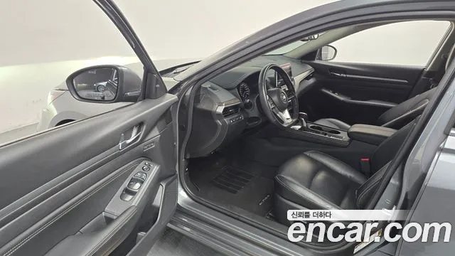 Nissan Altima 2019 thumb 10