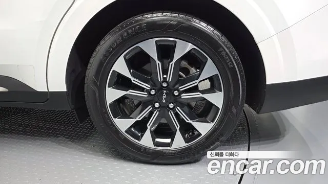 Kia Carnival 2022 thumb 4