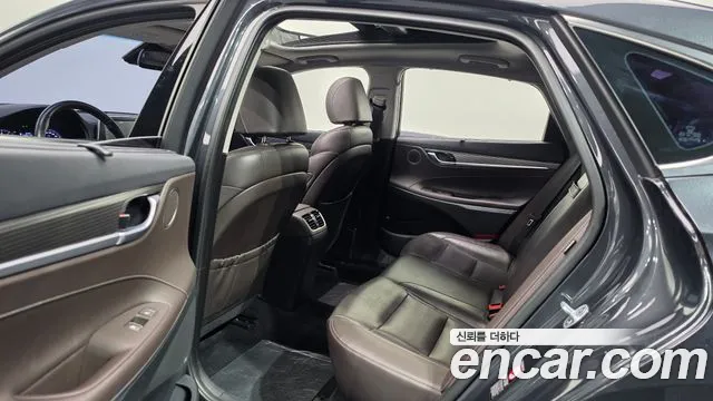 Hyundai Grandeur 2018 thumb 11