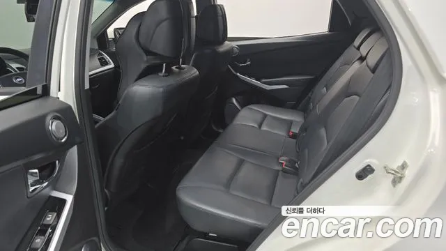 KG_Mobility_Ssangyong KORANDO 2016 thumb 11