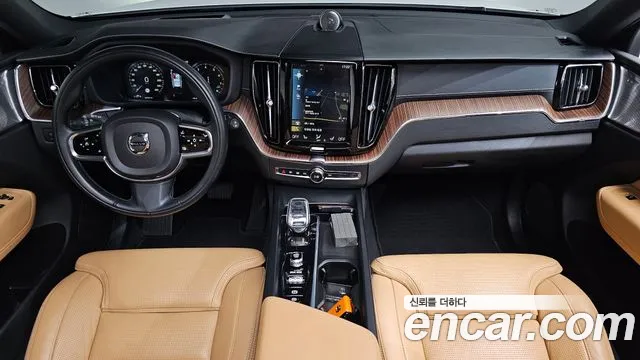 Volvo XC60 2021 thumb 6
