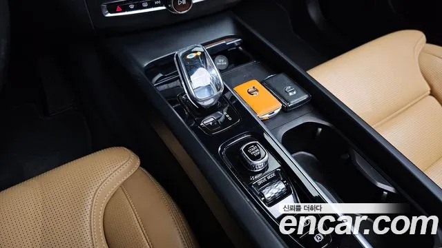 Volvo XC60 2021 thumb 8