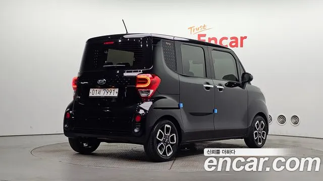 Kia Ray 2019 thumb 2