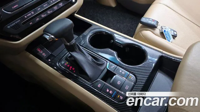 Kia Carnival 2019 thumb 9