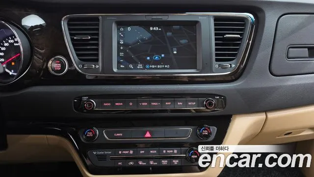 Kia Carnival 2019 thumb 12