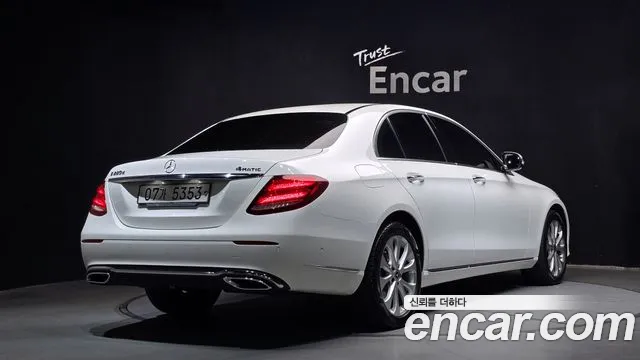 Mercedes-Benz E-Класс 2019 thumb 2
