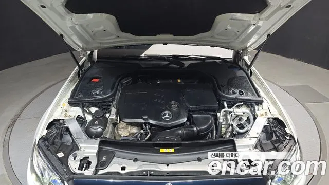 Mercedes-Benz E-Класс 2019 thumb 6