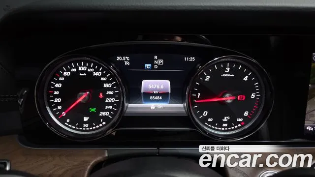 Mercedes-Benz E-Класс 2019 thumb 8
