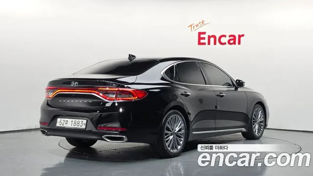 Hyundai Grandeur 2018 thumb 2