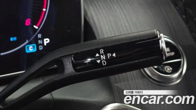 Mercedes-Benz GLC 2023 thumb 9