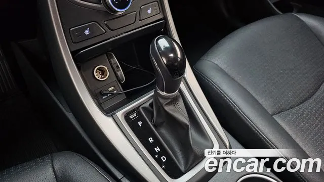 Hyundai Avante 2014 thumb 8