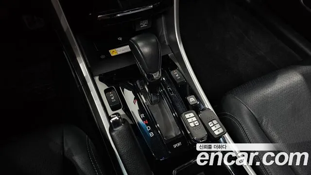 Honda Accord 2017 thumb 8
