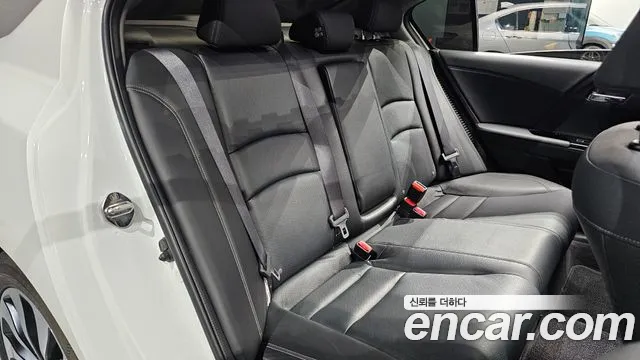 Honda Accord 2017 thumb 10