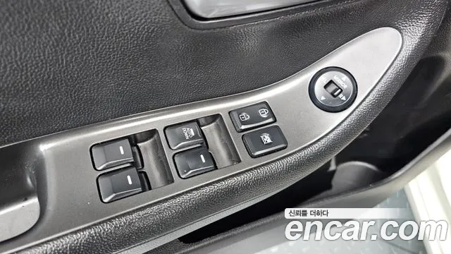 Kia Morning 2011 thumb 12