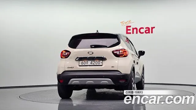 Renault-KoreaSamsung Captur 2018 thumb 3
