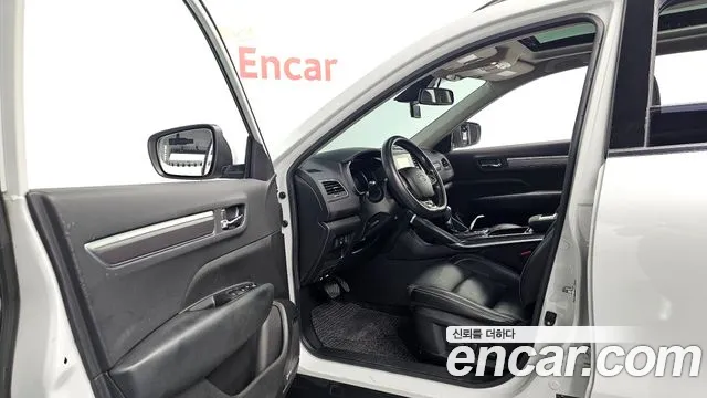 Renault-KoreaSamsung Koleos 2018 thumb 9