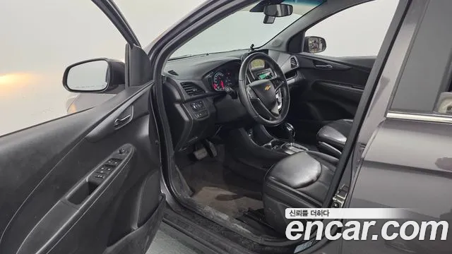 ChevroletGMDaewoo Spark 2015 thumb 10