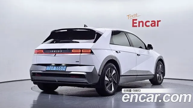Hyundai IONIQ 5 2024 thumb 2