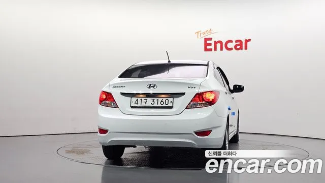 Hyundai Accent 2014 thumb 4