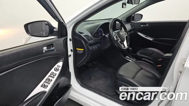 Hyundai Accent 2014 thumb 10