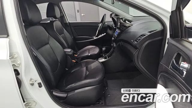 Hyundai Accent 2014 thumb 12
