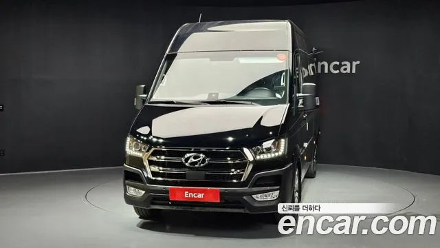 Hyundai Staria 2025 thumb 3