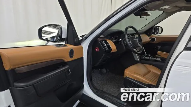 Land Rover Discovery 2019 thumb 10
