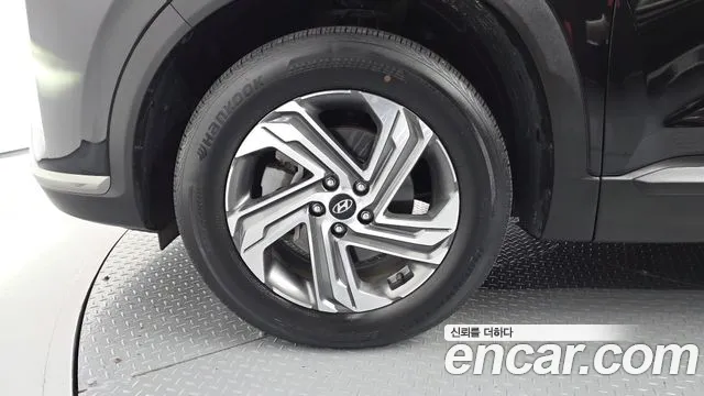 Hyundai Santa Fe 2023 thumb 4